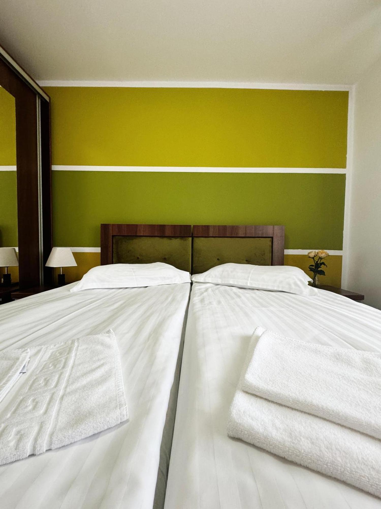 Hotel Carpathian Newstar à Sibiu Extérieur photo