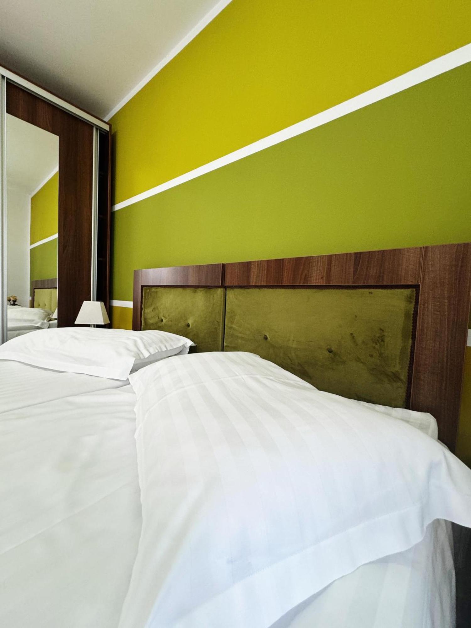 Hotel Carpathian Newstar à Sibiu Extérieur photo