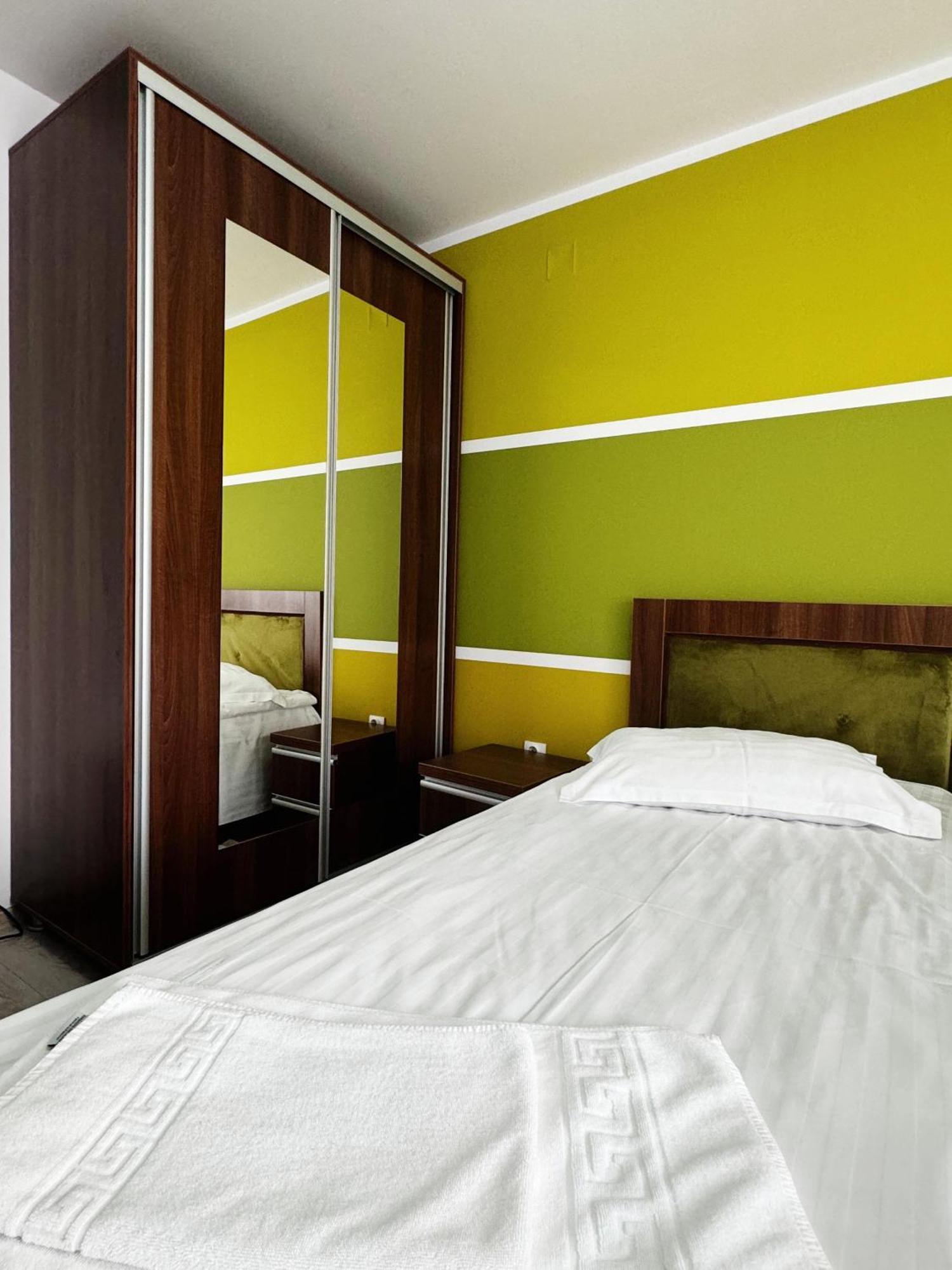 Hotel Carpathian Newstar à Sibiu Extérieur photo