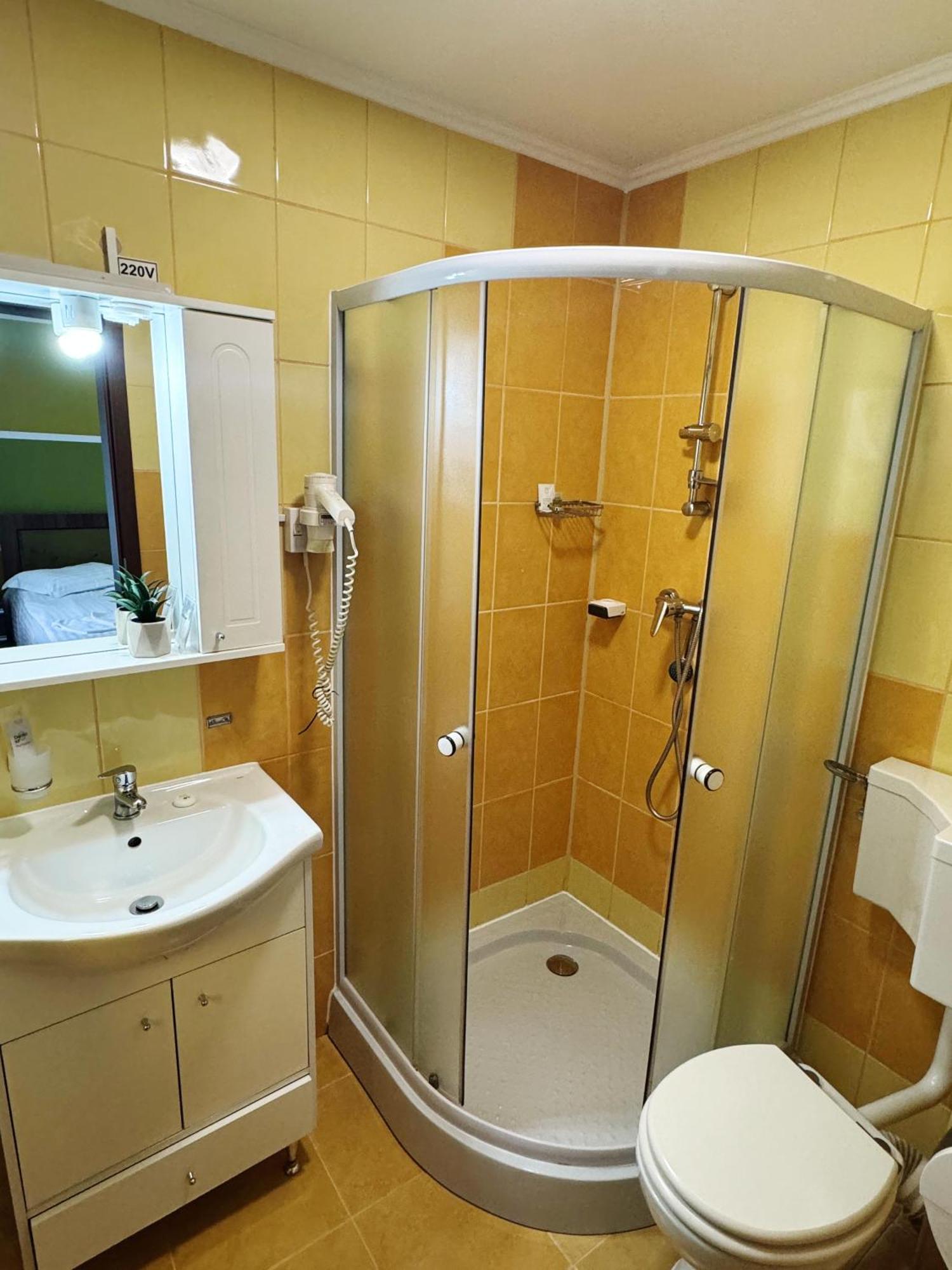 Hotel Carpathian Newstar à Sibiu Extérieur photo