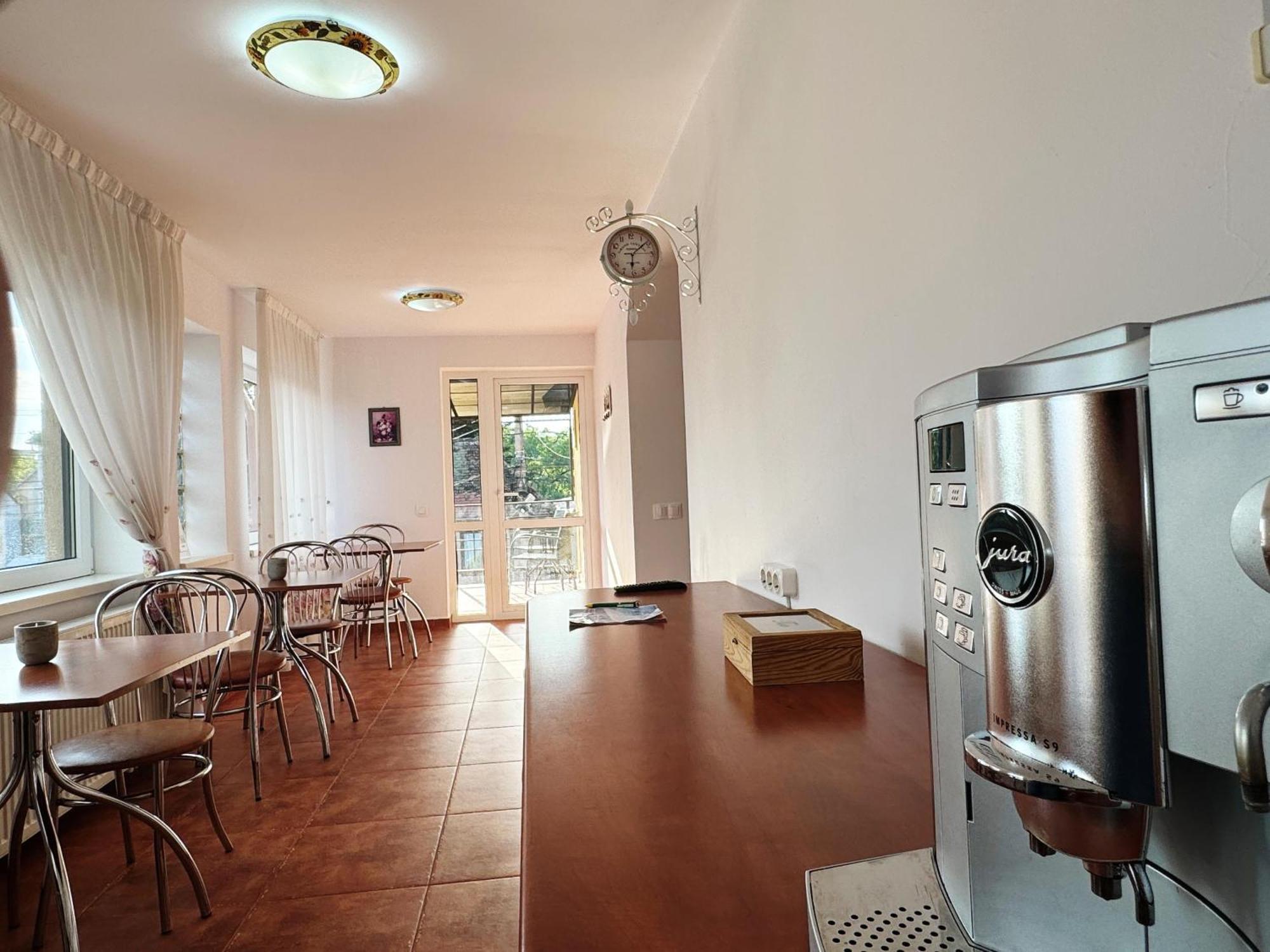 Hotel Carpathian Newstar à Sibiu Extérieur photo