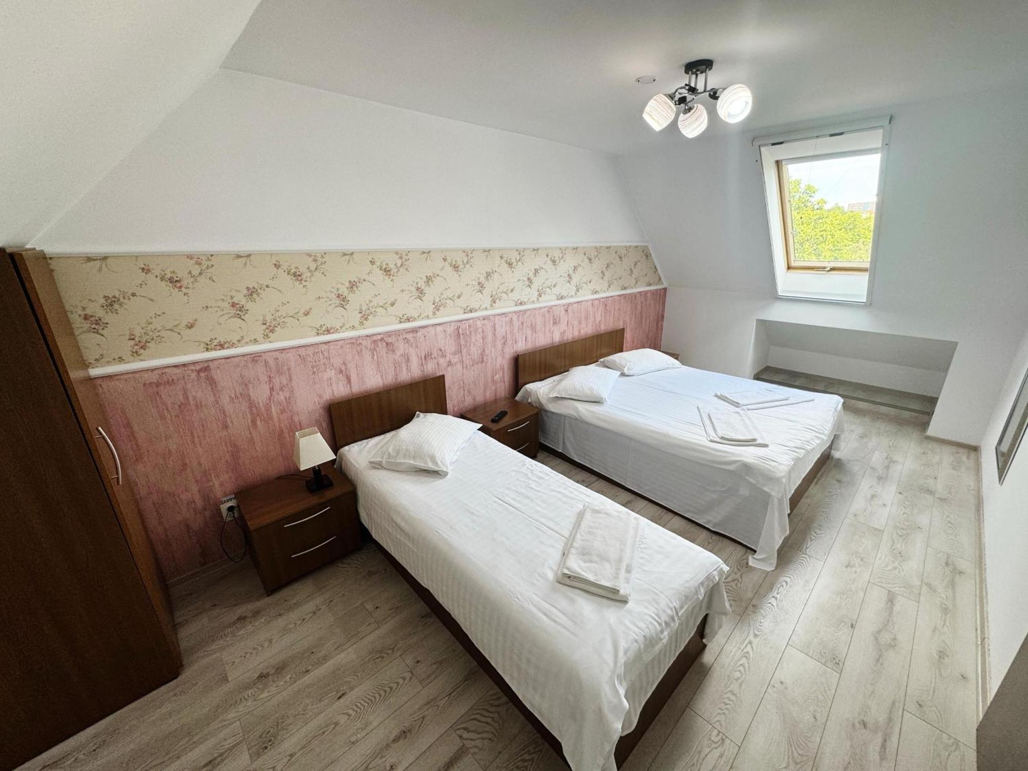 Hotel Carpathian Newstar à Sibiu Extérieur photo